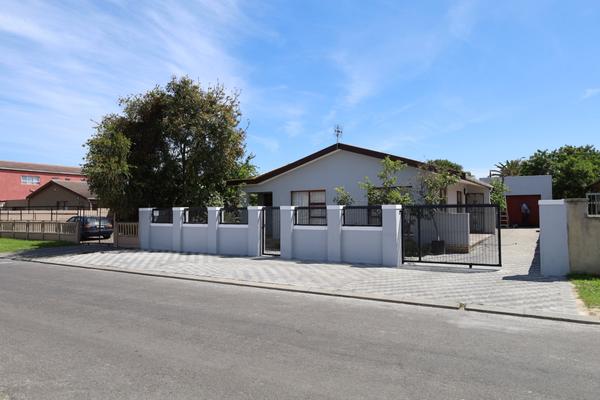 Property For Sale in Melton Rose, Cape Town